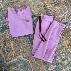 Figs scrub set lilac